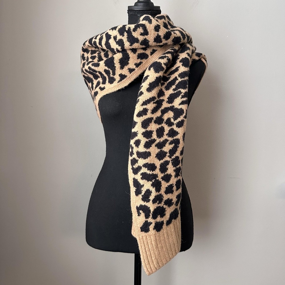 J Crew Scarf Womens Tan Black Leopard Print Alpaca Wool‎ Blend Knit Cozy Soft
